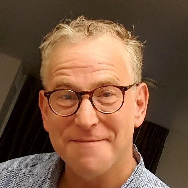 Pasfoto Steve Landau