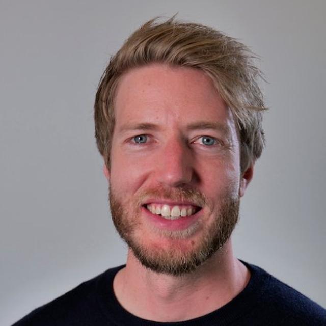 Pasfoto Rolf Mjønes